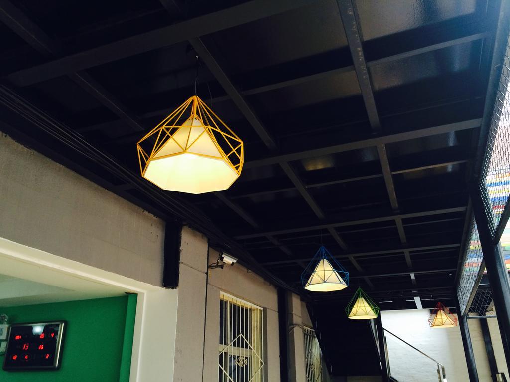 Xi'An Rainbow Youth Hotel Exterior photo