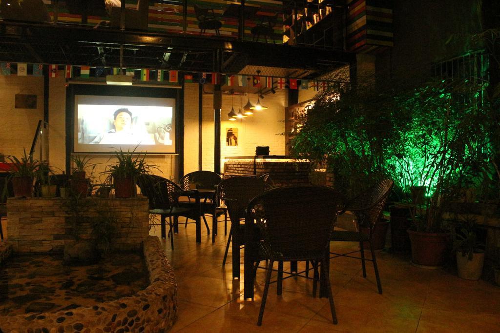 Xi'An Rainbow Youth Hotel Exterior photo
